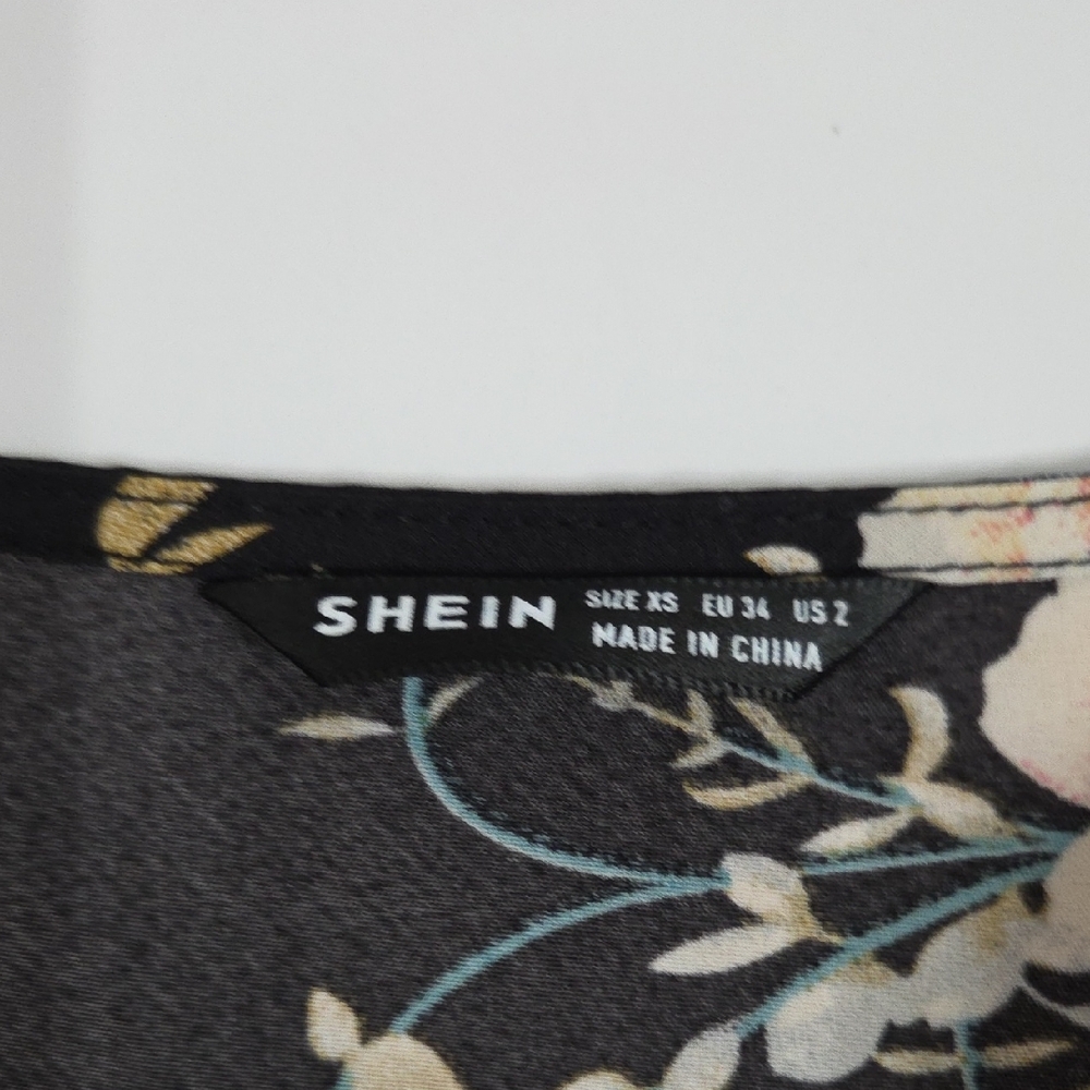 Women's XS SHEIN Black Floral Mini Dress - Picture 5 of 7